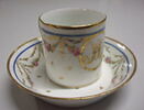 Tasse et sa soucoupe, d'une paire (OA 9594 25 CD), faisant partie du nécessaire de Marie-Antoinette, image 1/8