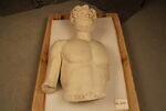 statue, image 2/4