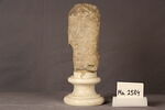 statuette, image 4/4