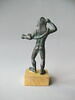 statuette, image 2/2