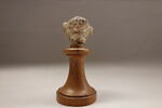 figurine, image 2/2