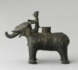 Pied de brûle-parfum ornithomorphe ou porte-bougie : éléphant et son cornac, image 6/8