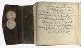 Reliure à rabat et manuscrit enluminé, image 4/17