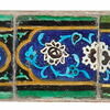 Carreau à décor de cartouche à motifs floraux, image 2/2
