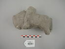 statue ; fragment, image 2/4