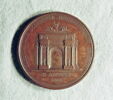 Médaille : Arc de triomphe commémoratif des « campagnes de 1812, 1813, 1814 », 1834., image 1/2