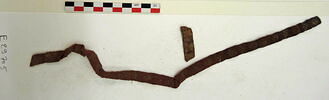 bande décorative d'habillement ; fragments, image 2/2