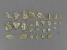 30 fragments provenant de différents plats de Deruta, lustrés, image 1/2