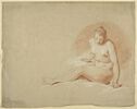 Jeune femme, assise à terre, et tournée vers la gauche, image 1/2