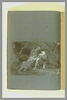 Homme soignant la patte d'un lion, image 3/3